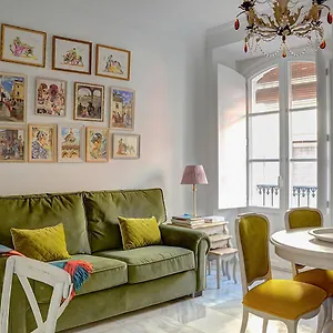 Trajano Apartment Seville